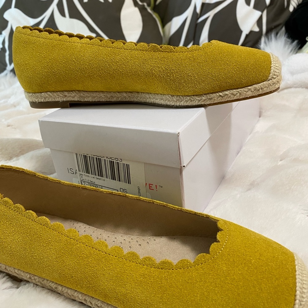 Isaac Mizrahi Live! suede Espadrilles - Picture 8 of 9